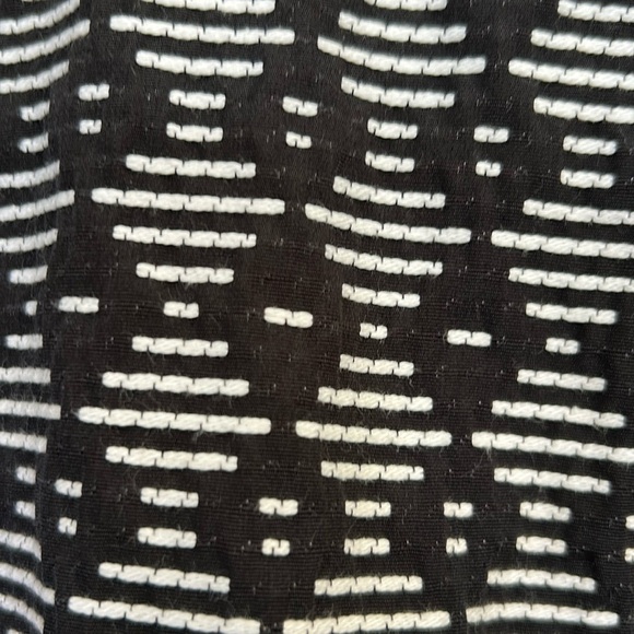 Geometric Print Shorts - Picture 3 of 7